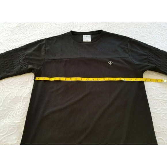 Basic elongated tee mesh sleeves and back tee Med - Picture 2 of 8